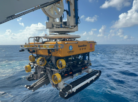 深海作业的“破局者”